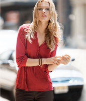 Toni Garrn photo #