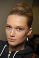 Toni Garrn photo #