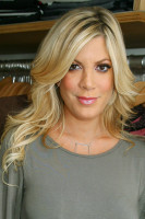 Tori Spelling photo #