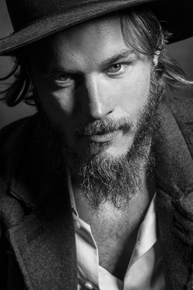 Travis Fimmel: pic #1088509