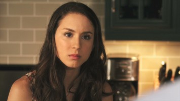 Troian Avery Bellisario photo #