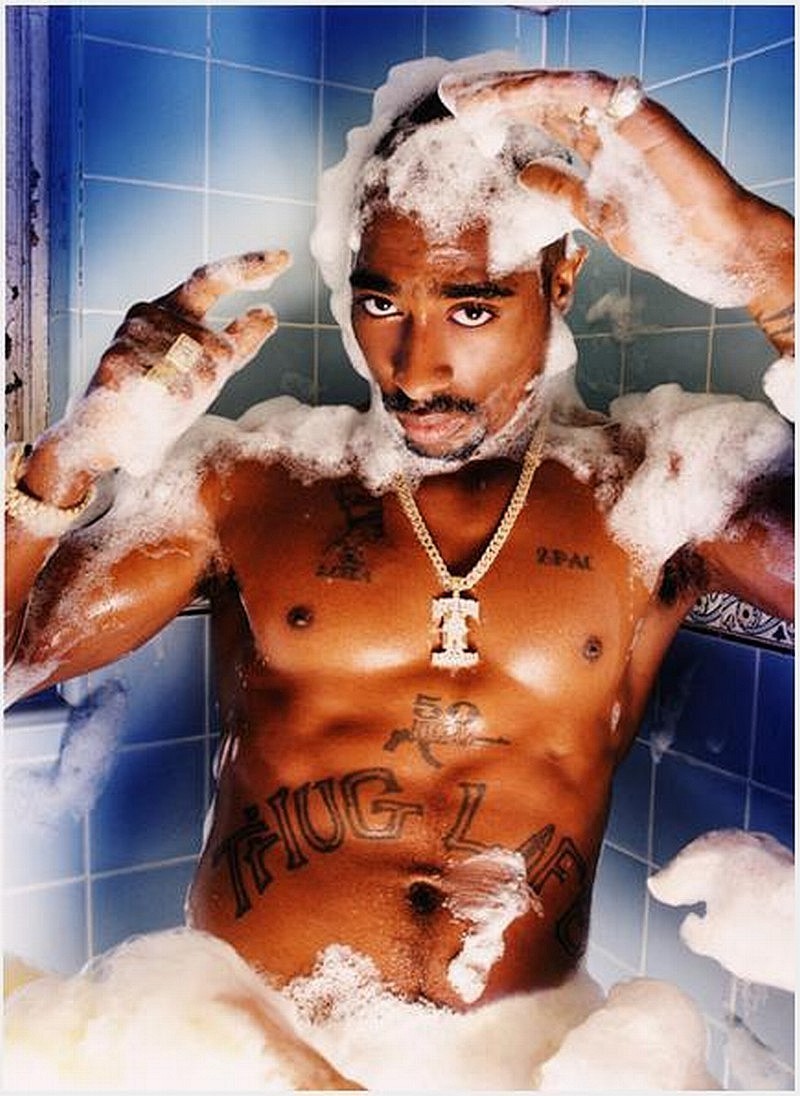 Tupac Shakur: pic #57759