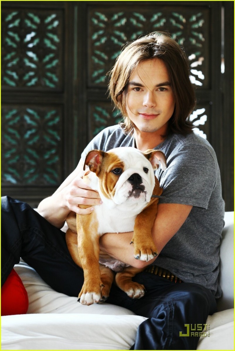 Tyler Blackburn: pic #777767