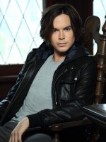 Tyler Blackburn photo #