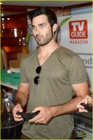 Tyler Hoechlin  pic #750952