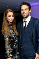 Una Healy photo #