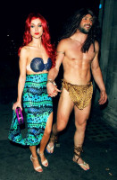Una Healy photo #