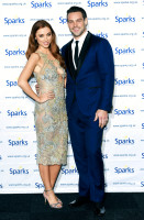 Una Healy photo #