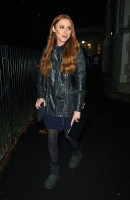 Una Healy photo #