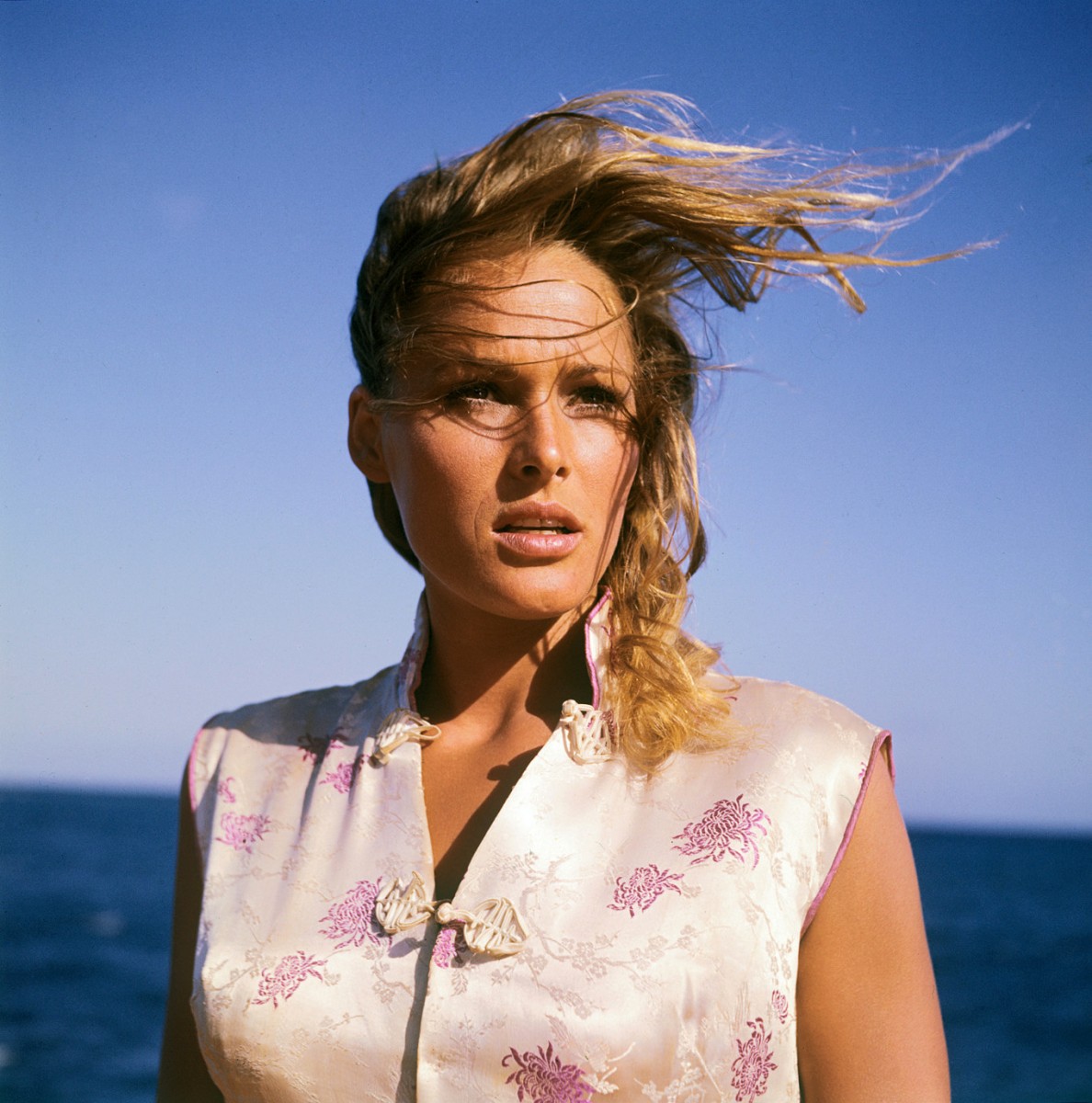 Ursula Andress: pic #182807