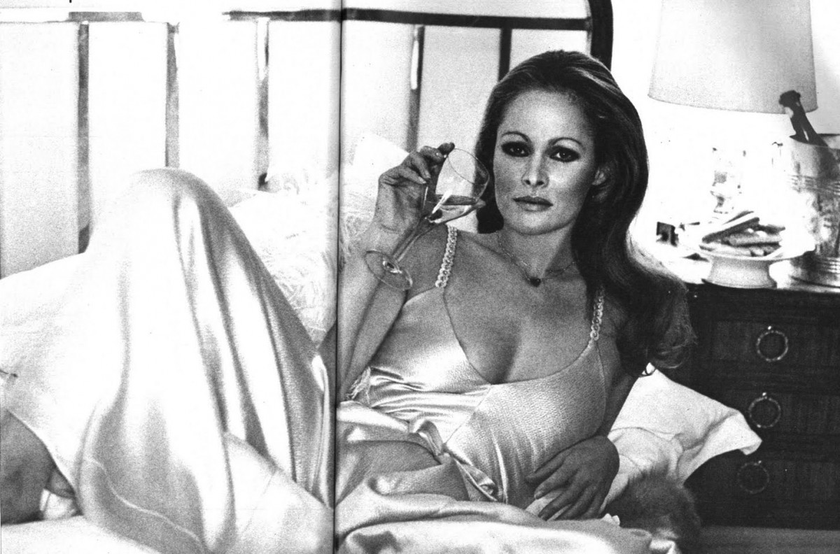 Ursula Andress: pic #369856