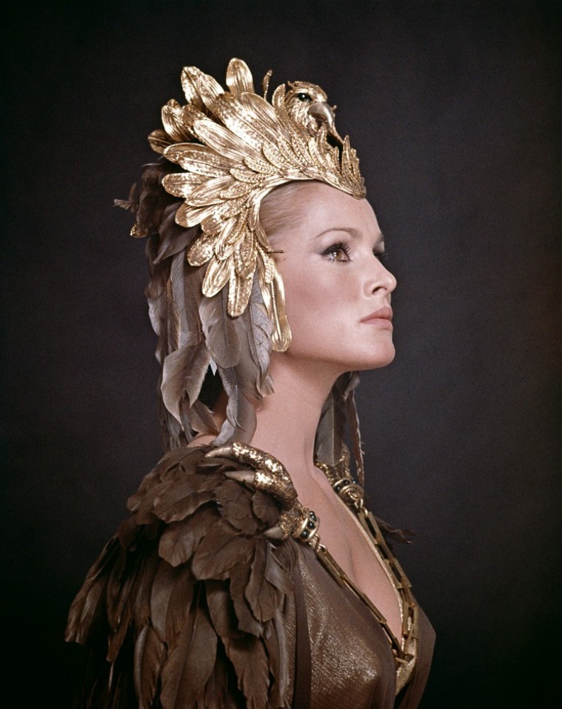 Ursula Andress: pic #355917