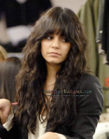 Vanessa Hudgens photo #