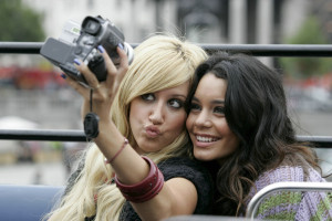 Vanessa Hudgens photo #