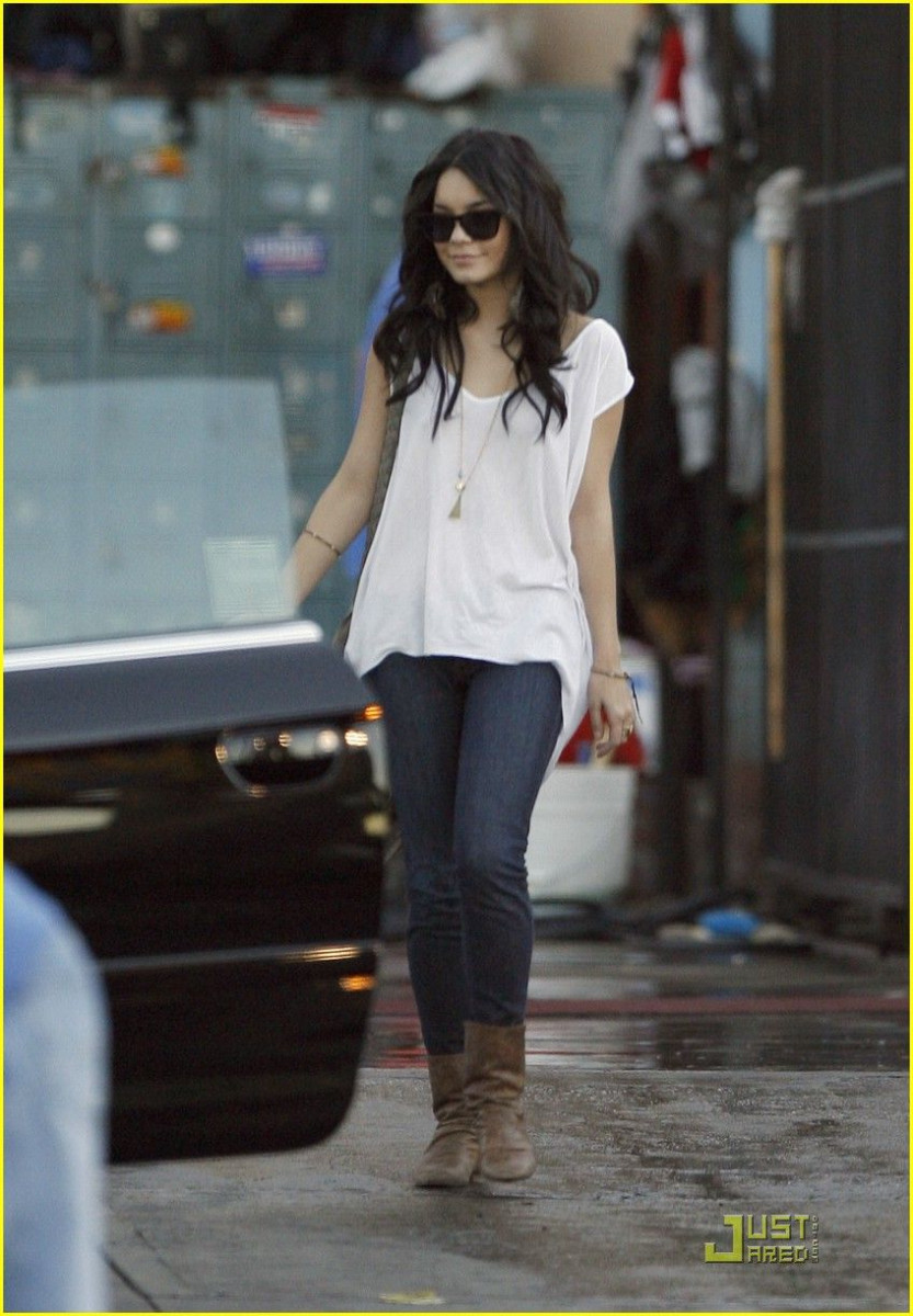 Vanessa Hudgens: pic #128301