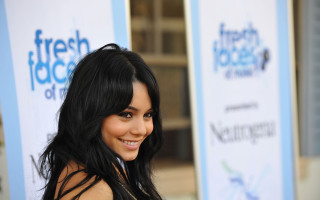 Vanessa Hudgens photo #