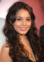 Vanessa Hudgens photo #