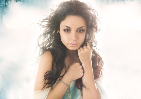 Vanessa Hudgens photo #