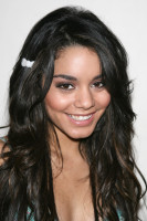 Vanessa Hudgens photo #