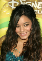 Vanessa Hudgens photo #