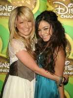 Vanessa Hudgens photo #