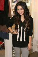 Vanessa Hudgens photo #