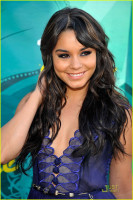 Vanessa Hudgens photo #