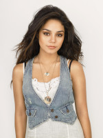 Vanessa Hudgens photo #