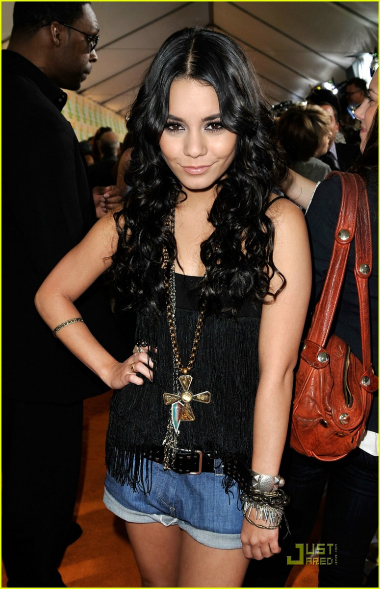 Vanessa Hudgens: pic #131127