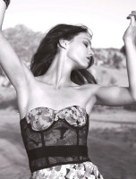 Vanessa Paradise photo #