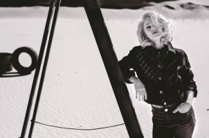 Vanessa Paradise photo #