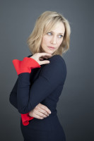 Vera Farmiga photo #