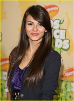 Victoria Justice photo #