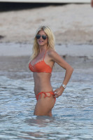 Victoria Silvstedt photo #