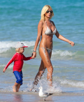 Victoria Silvstedt photo #