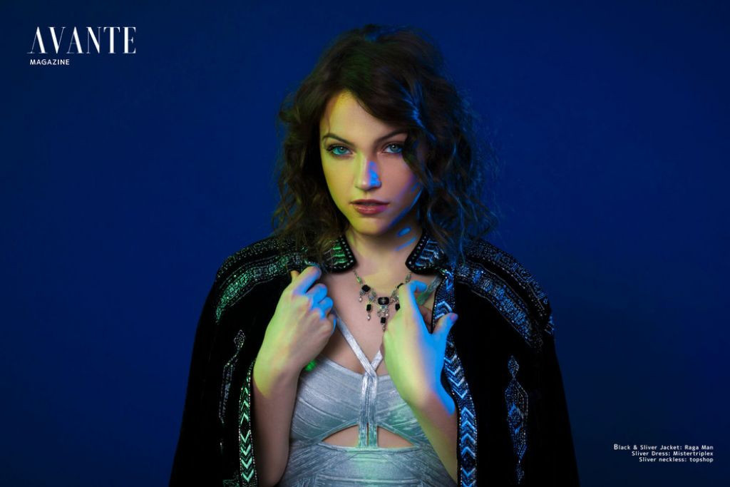 Violett Beane: pic #1035024