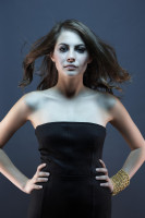 Willa Holland photo #