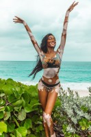 Winnie Harlow photo #