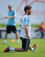 Xabi Alonso photo #