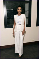 Yaya DaCosta photo #