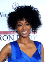 Yaya DaCosta photo #