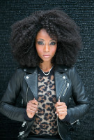 Yaya DaCosta photo #