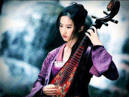 Yifei Liu photo #