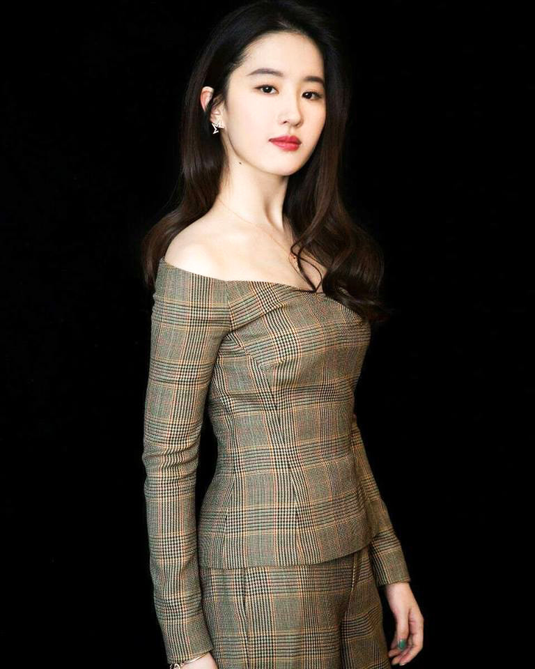 Yifei Liu: pic #1120197