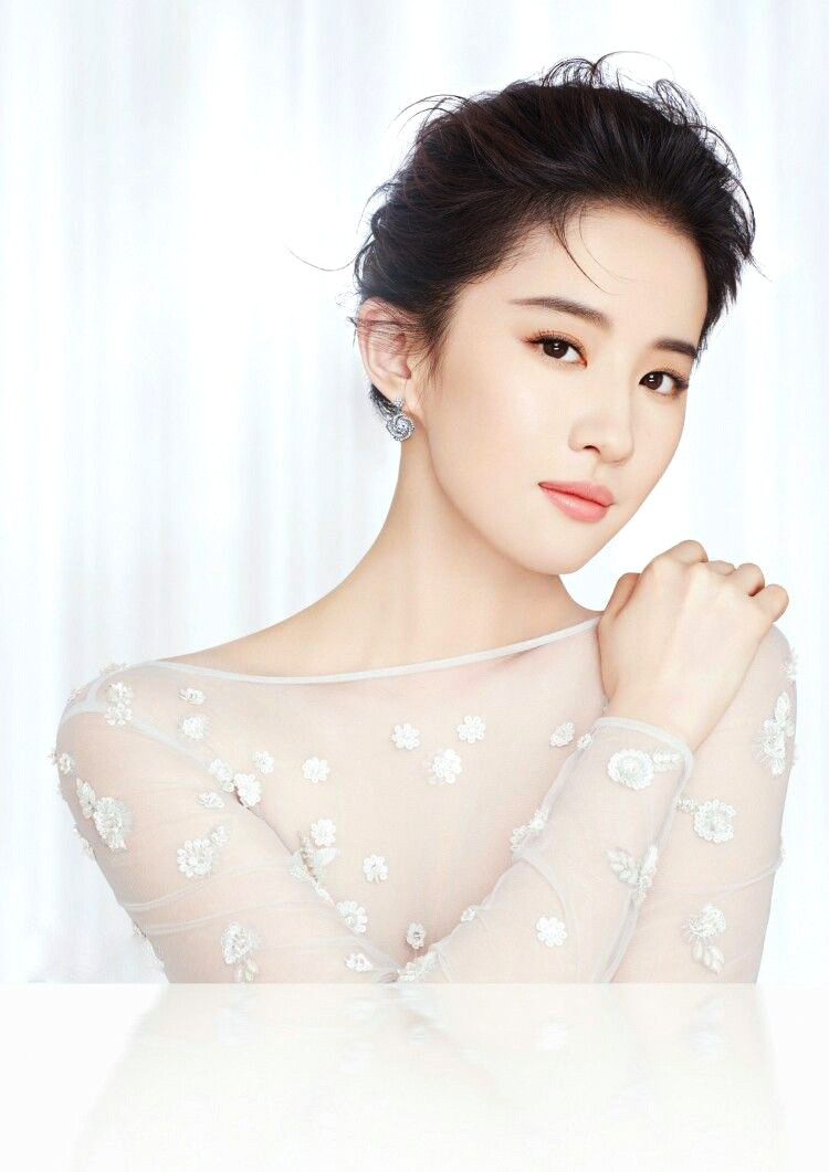 Yifei Liu: pic #1120166