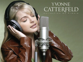 Yvonne Catterfeld photo #