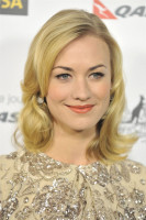 Yvonne Strahovski photo #