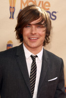 photo 21 in Zac Efron gallery [id160612] 2009-06-04
