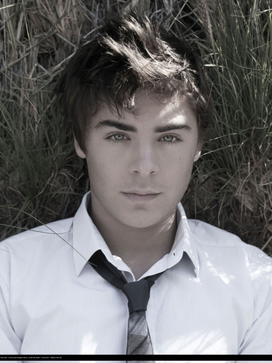 Zac Efron: pic #132713