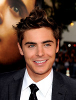 photo 8 in Zac Efron gallery [id272392] 2010-07-23